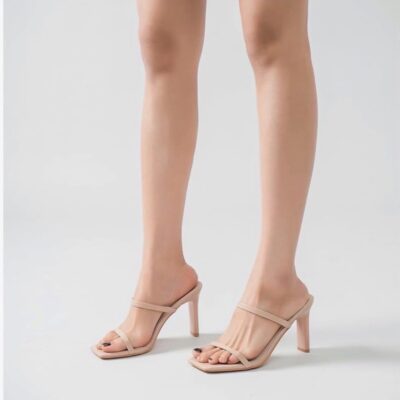Sandalias minimalistas de tacón con punta cuadrada